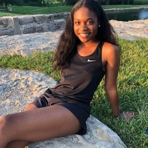 Meet your Posher, Bethany